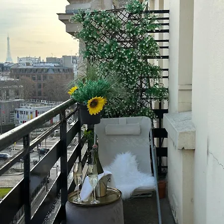 Eiffel Tower View Arc Triomphe Champs Elysees Area * باريس