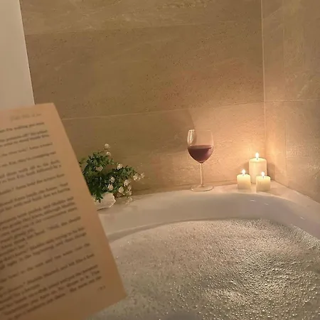 Eiffel Tower View Arc Triomphe Champs Elysees Area شقة باريس