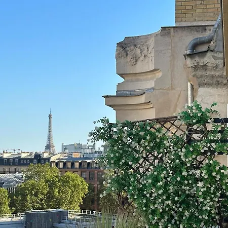 Eiffel Tower View Arc Triomphe Champs Elysees Area *