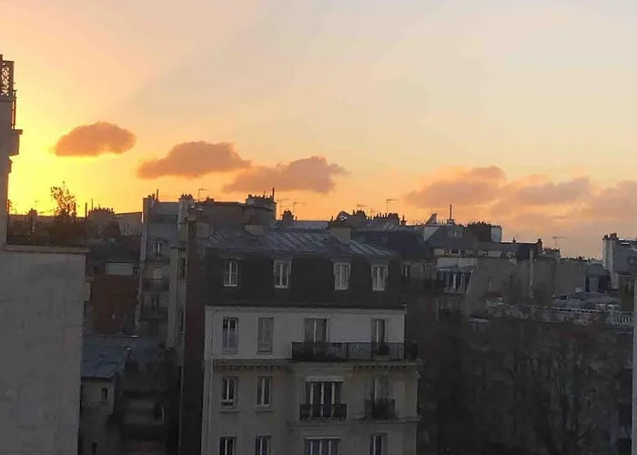 Eiffel Tower View Arc Triomphe Champs Elysees Area Parijs