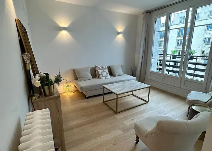 Eiffel Tower View Arc Triomphe Champs Elysees Area Appartement